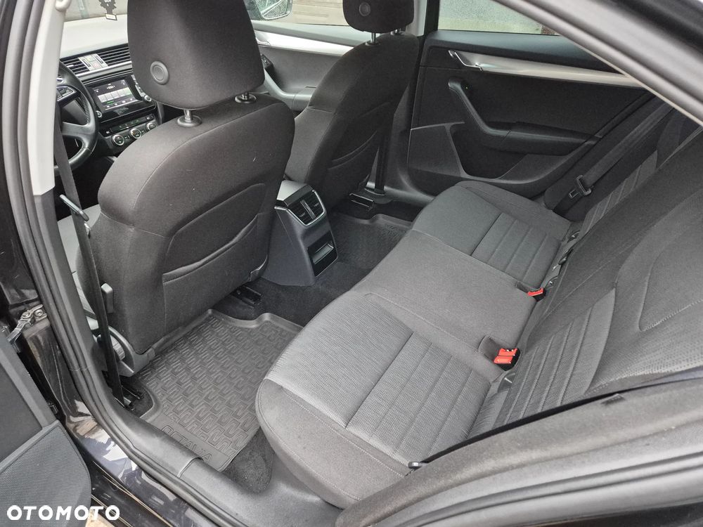 Skoda Octavia 2.0 TDI Ambition - 14