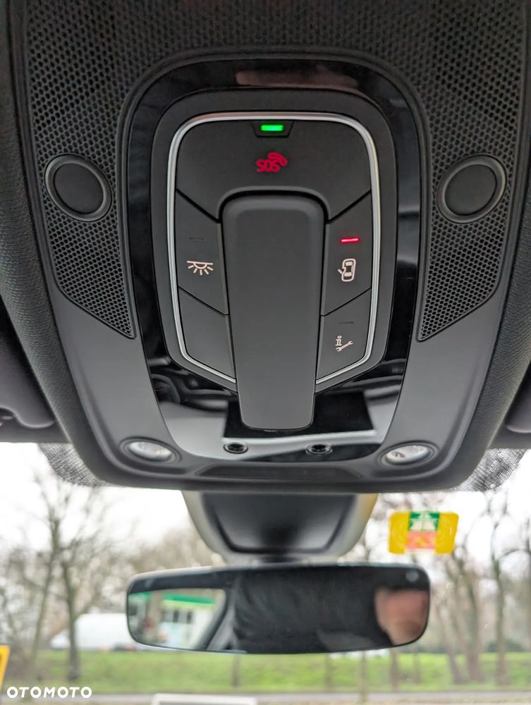 Audi A4 Limousine - 14