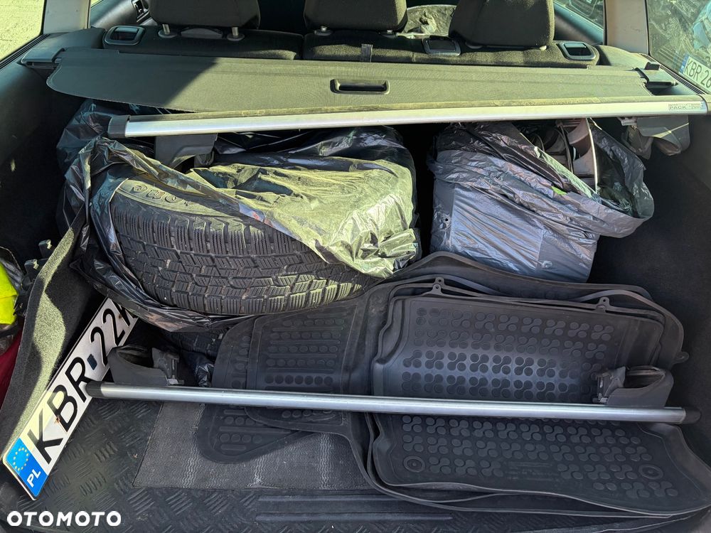 Volkswagen Passat 1.9 TDI Comfortline Family - 19