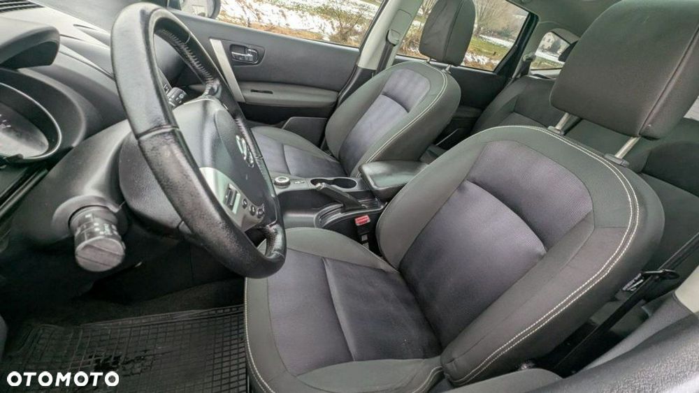 Nissan Qashqai+2 - 13
