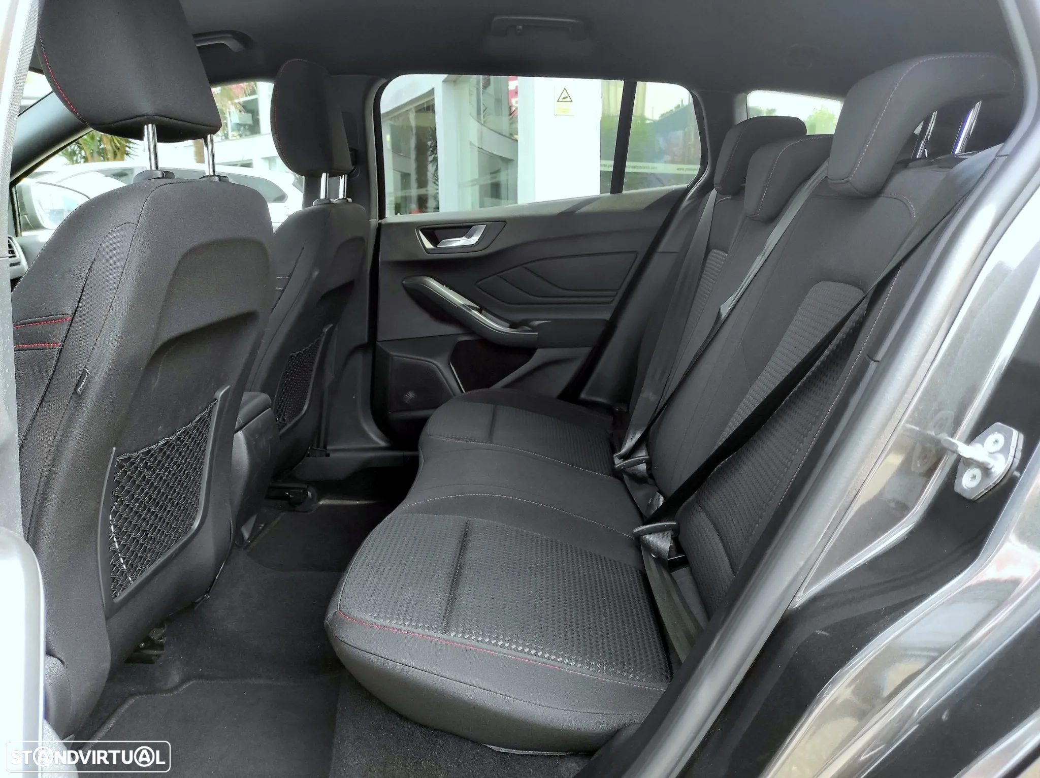Ford Focus SW 1.0 EcoBoost MHEV ST-Line - 8