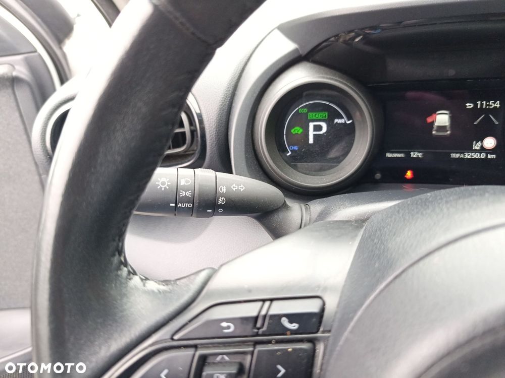 Toyota Yaris Hybrid 1.5 Comfort - 31