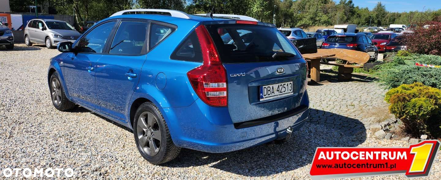 Kia Ceed - 15
