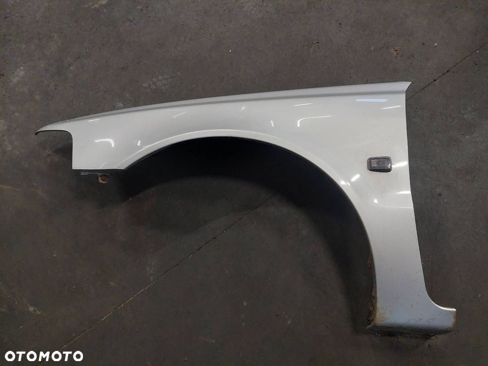 BŁOTNIK LEWY PRZÓD VOLVO V40 I S40 I LIFT 329-52 - 1