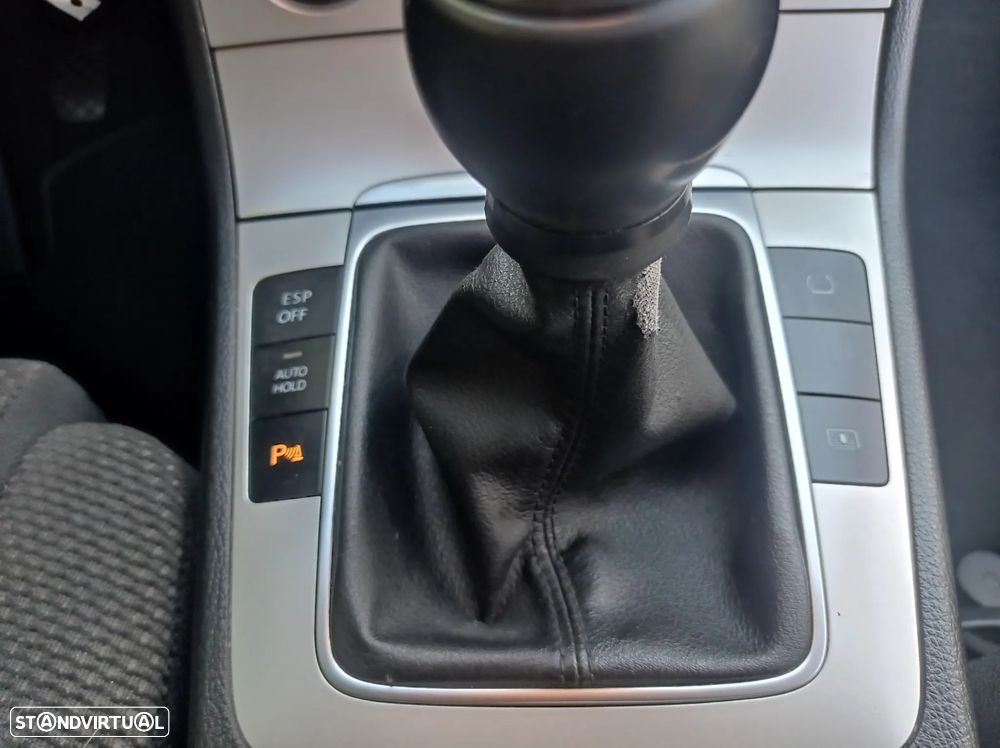 VW Passat 2.0 TDI Highline - 12