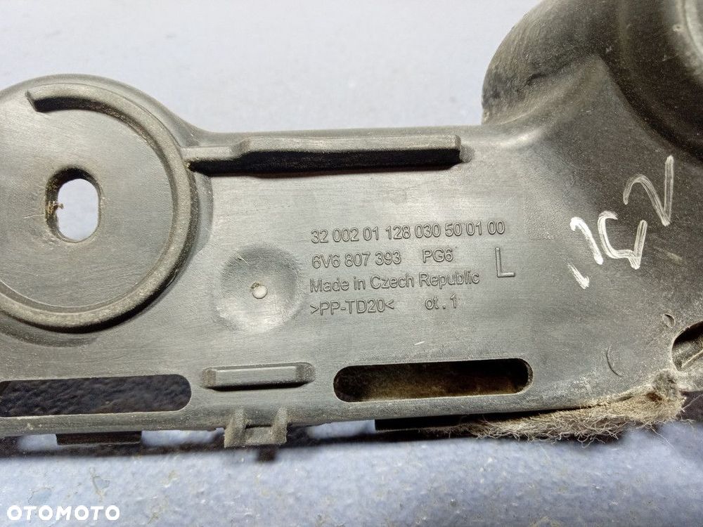 SKODA FABIA III HB ŚLIZG ZDERZAKA LEWY TYŁ 6V6807393 - 2