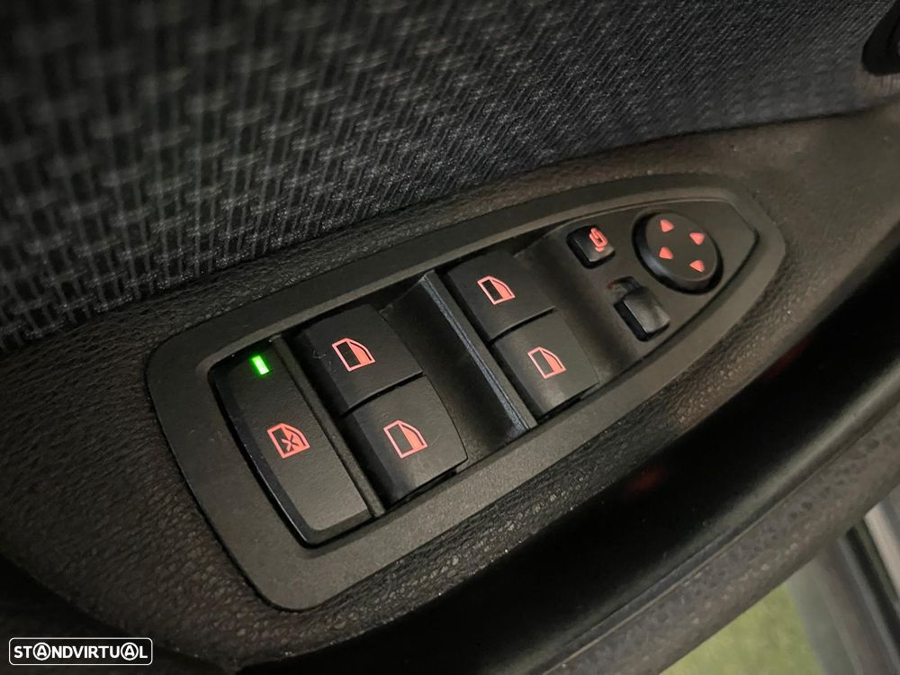 BMW X2 xDrive25e Advantage - 31