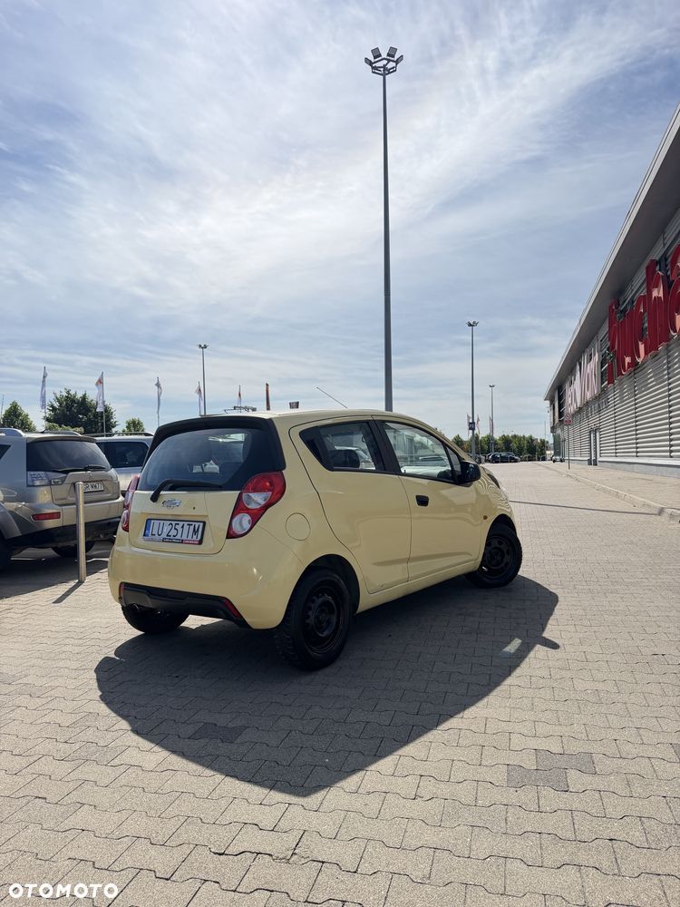 Chevrolet Spark - 4