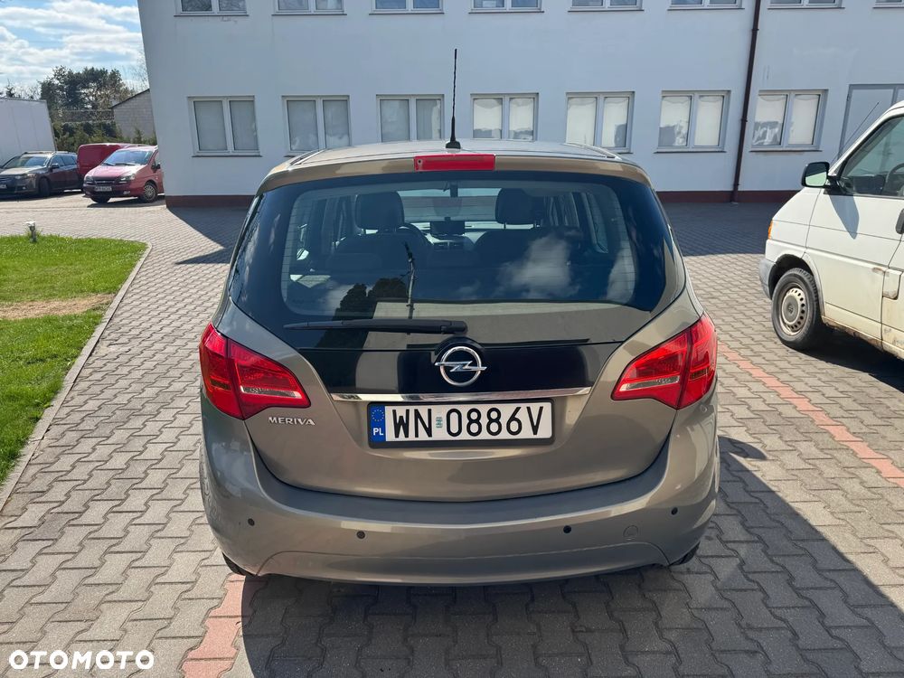 Opel Meriva - 10