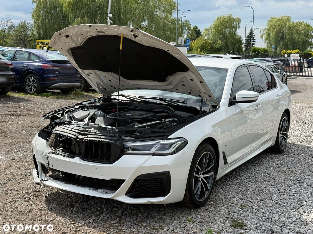 BMW Seria 5 520d xDrive MHEV M Sport sport - 5