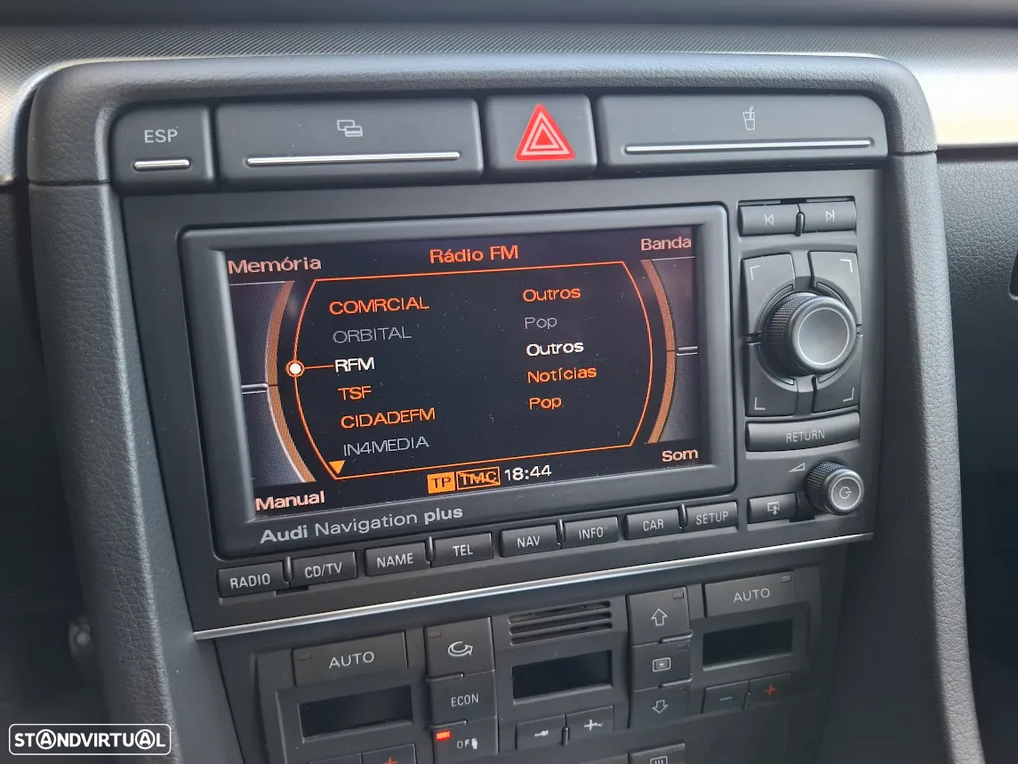 Audi A4 2.0 TDI S-line - 13