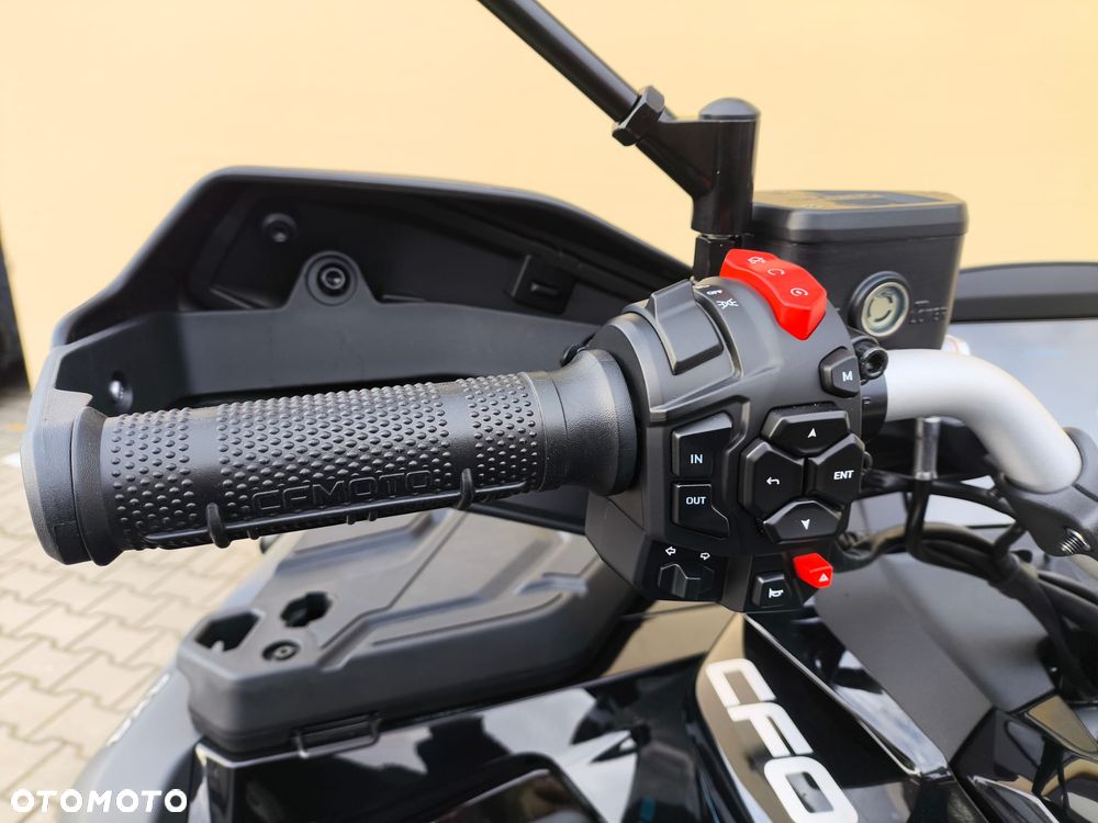 CFMoto CForce - 6