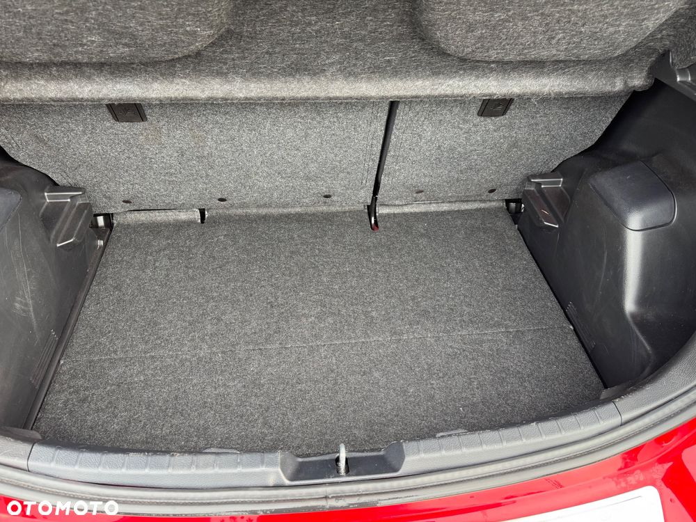 Toyota Yaris - 26