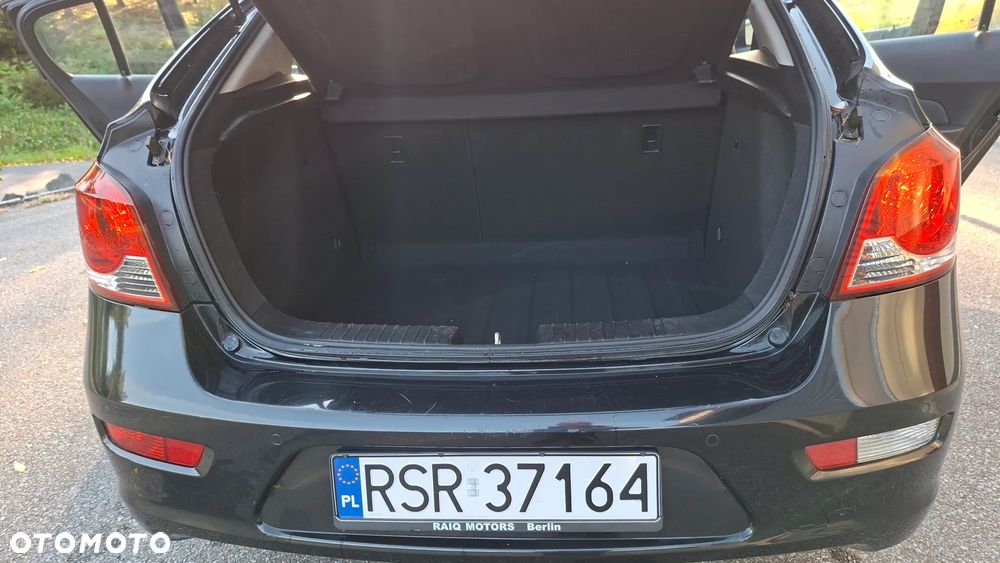 Chevrolet Cruze - 13