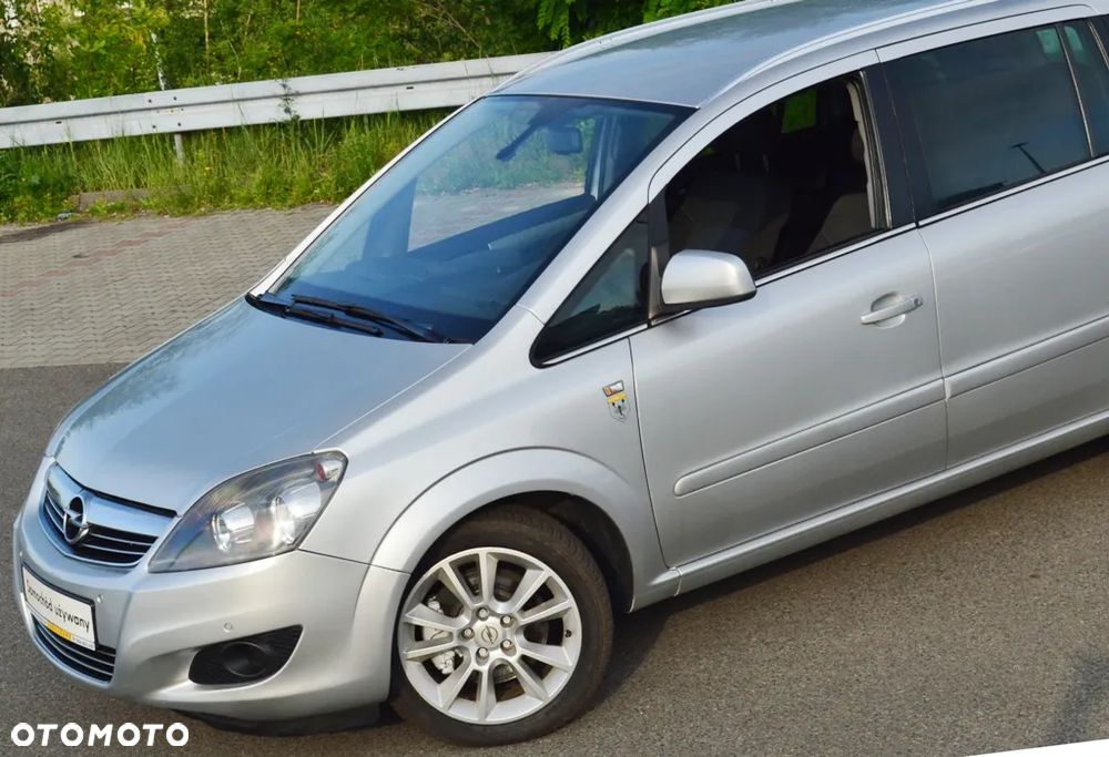 Opel Zafira 1.7 CDTI Cosmo - 9