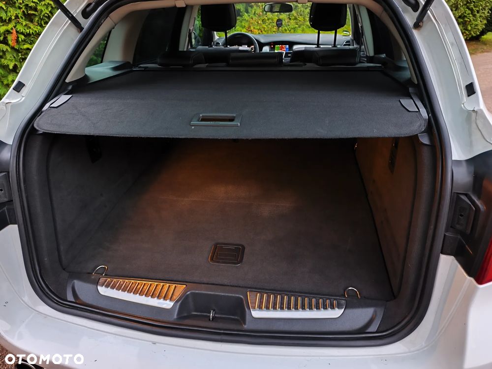 Renault Laguna dCi 150 FAP GT - 38