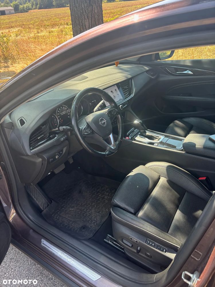 Opel Insignia - 8