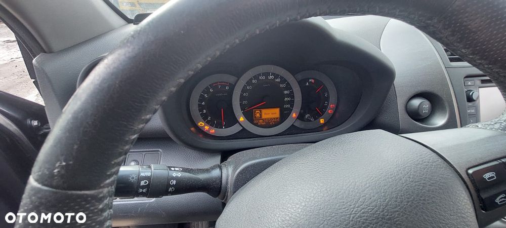 Toyota RAV4 2.0 VVT-i Premium - 3