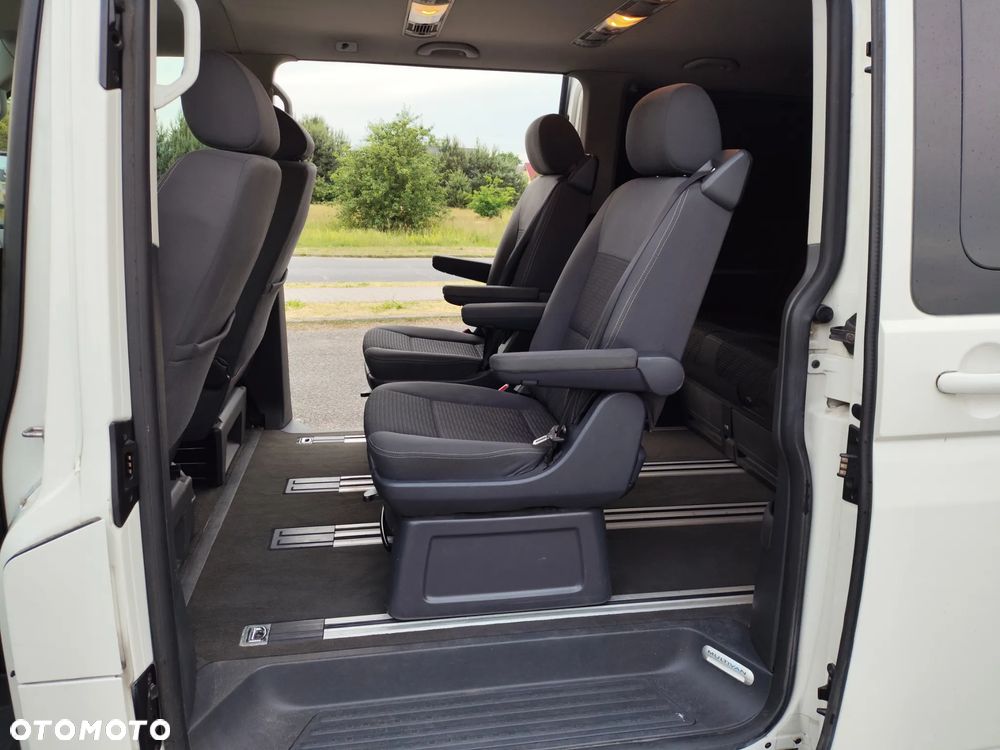 Volkswagen Multivan - 5