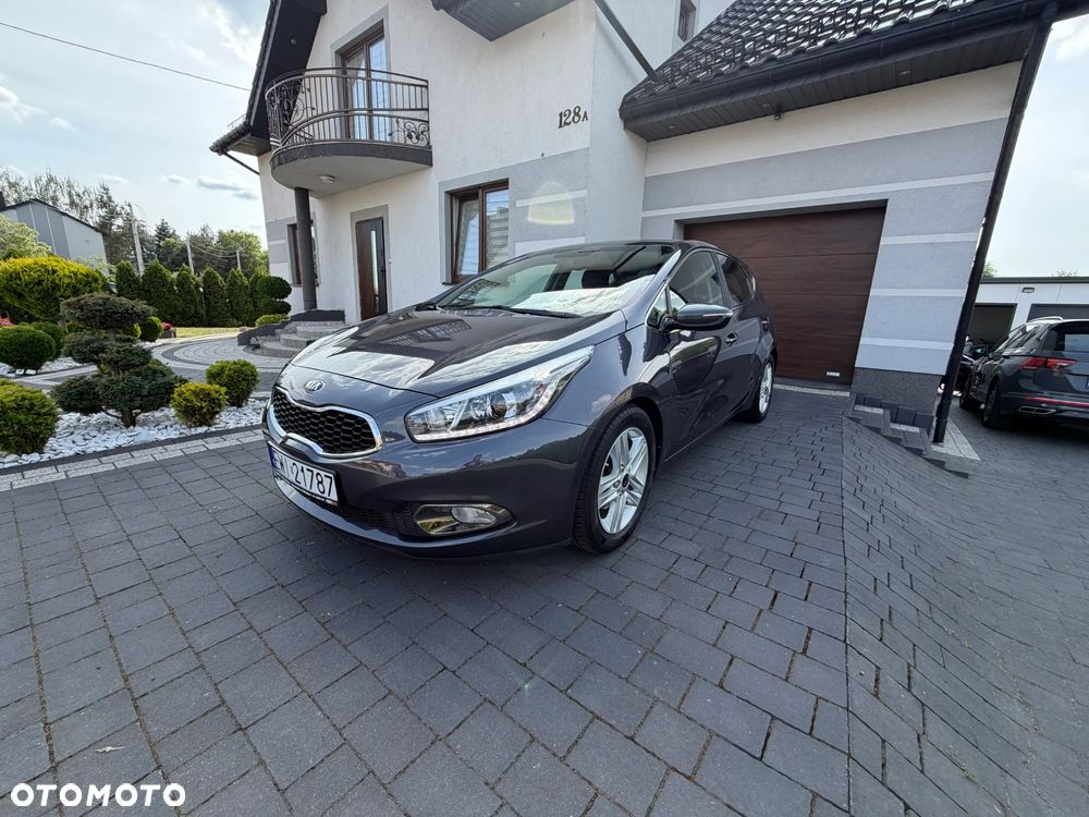 Kia Ceed 1.6 GDI Business Line - 1