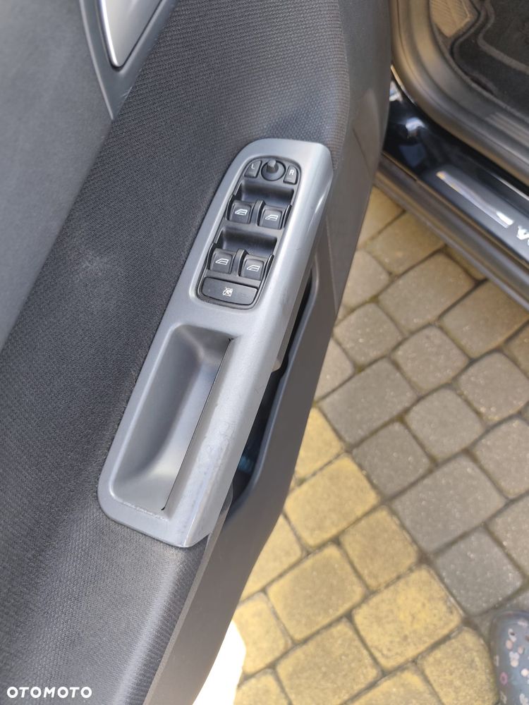 Volvo V50 1.6D - 15