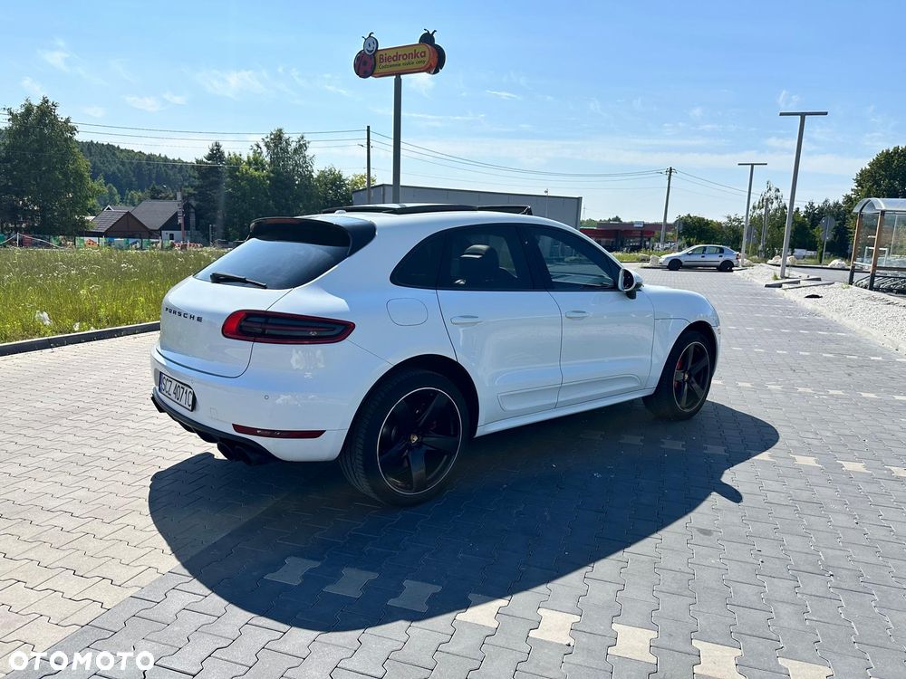Porsche Macan Turbo PDK - 18