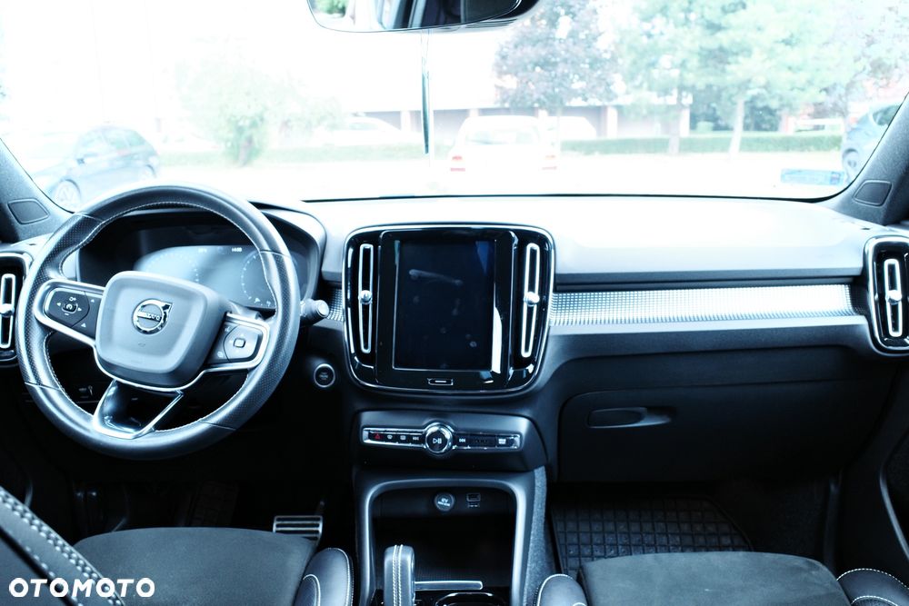 Volvo XC 40 B4 B AWD R-Design - 6