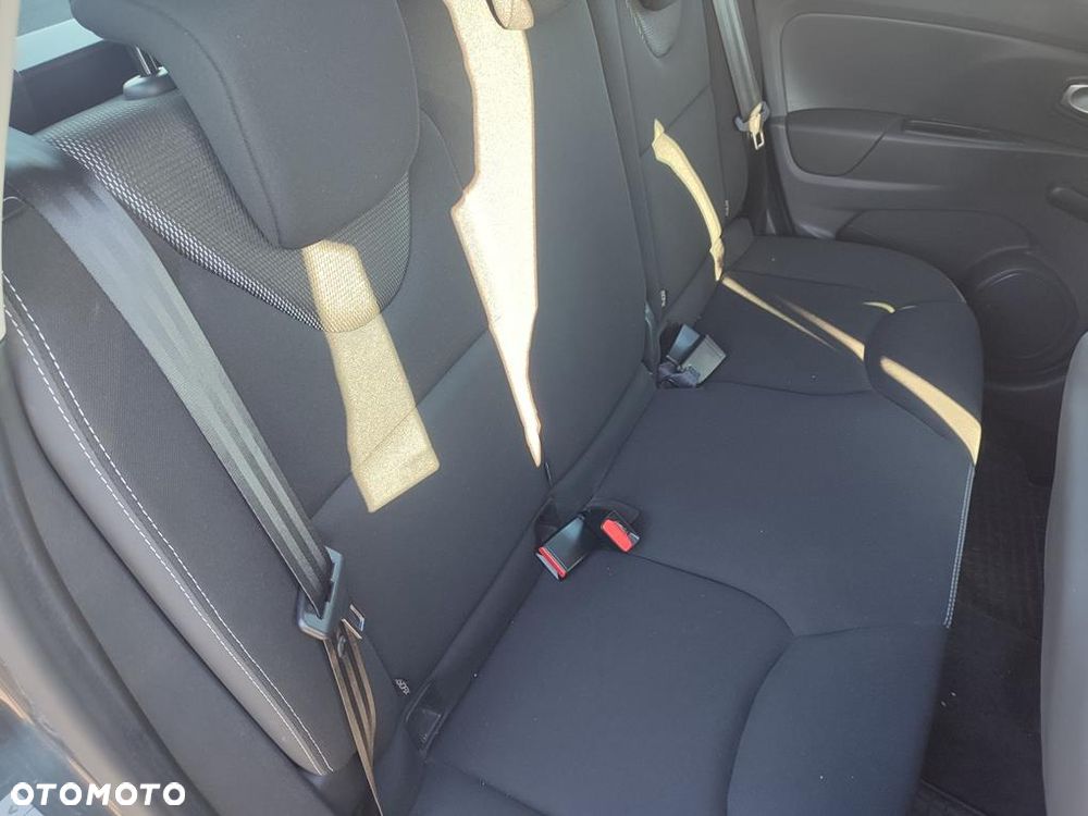 Renault Clio 0.9 TCe Alize - 11