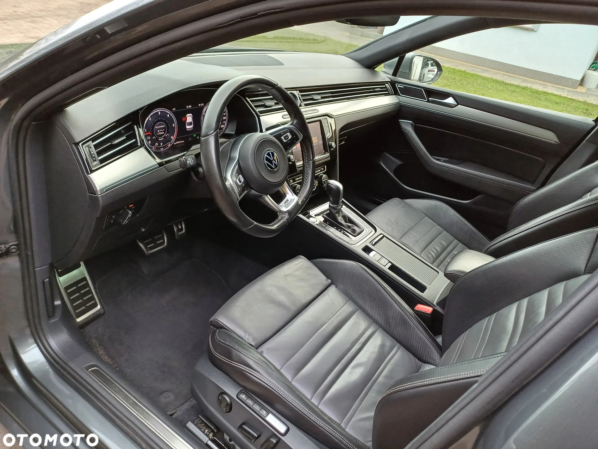 Volkswagen Passat 2.0 TDI BMT Highline DSG - 2