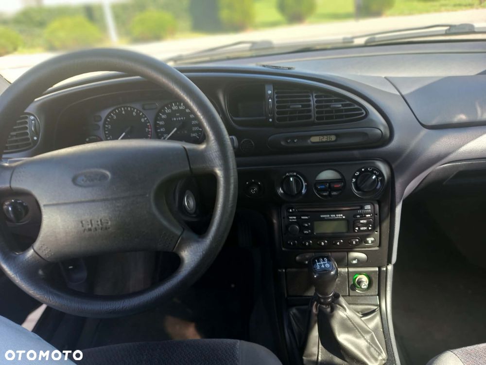 Ford Mondeo - 6