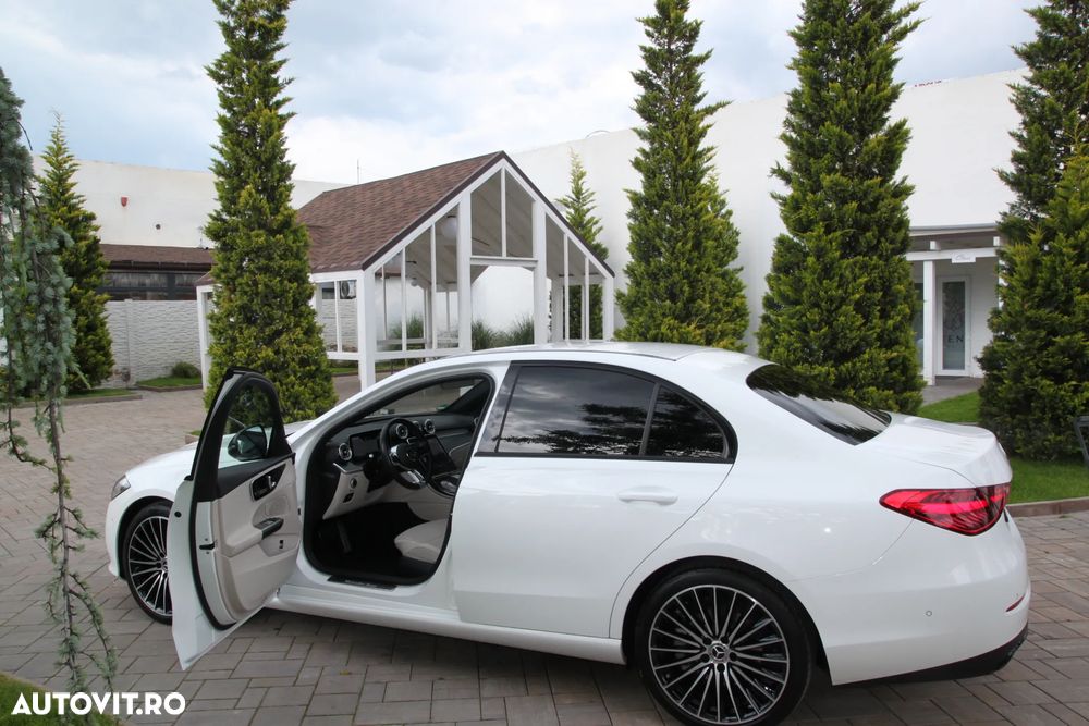 Mercedes-Benz C 300 d MHEV 4MATIC - 17