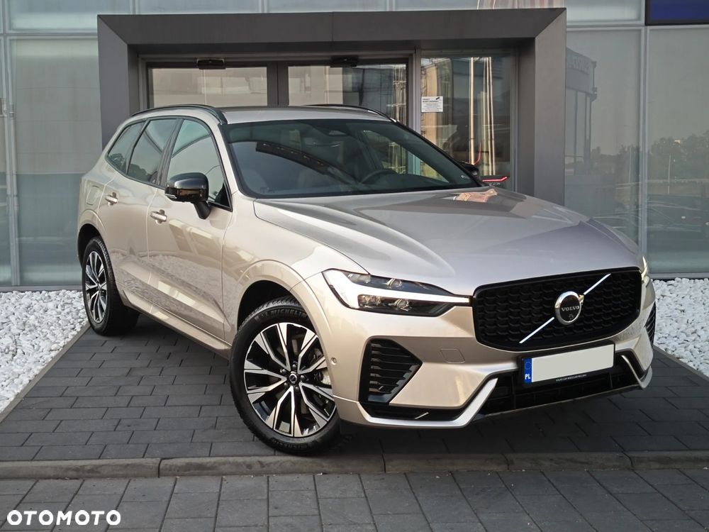 Volvo XC 60 B4 B Plus Dark - 5