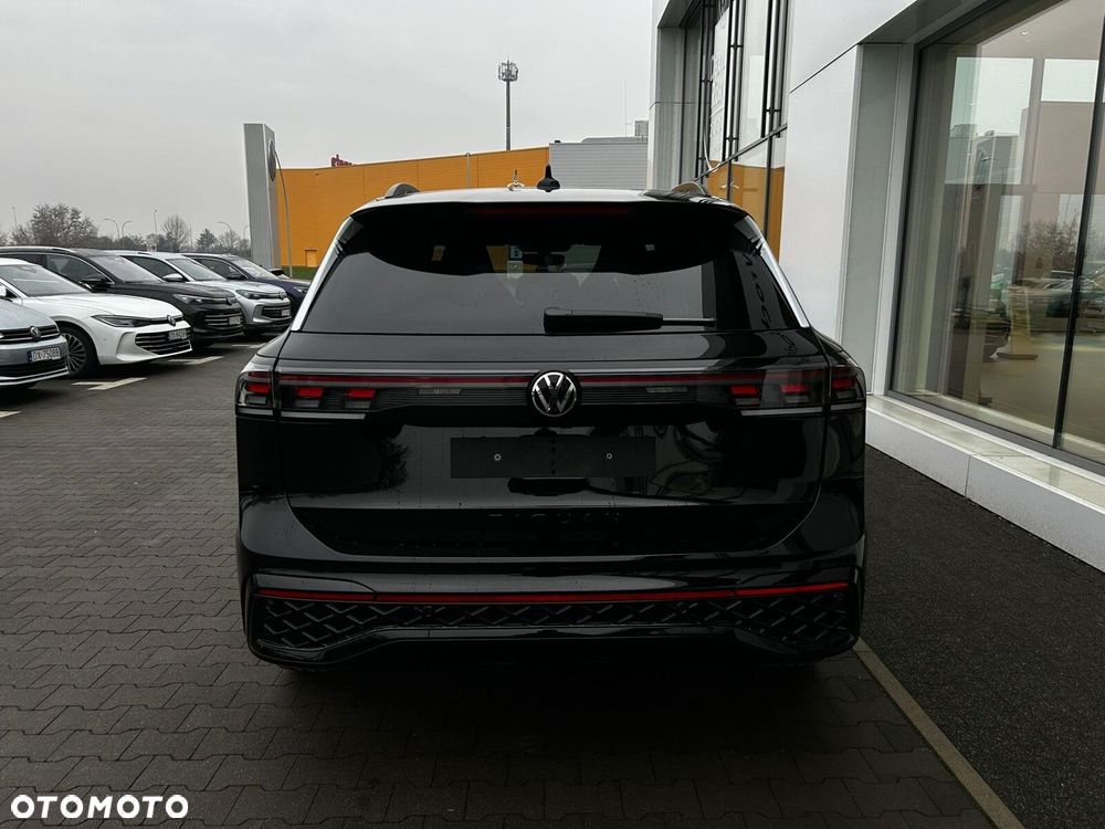 Volkswagen Tiguan - 8