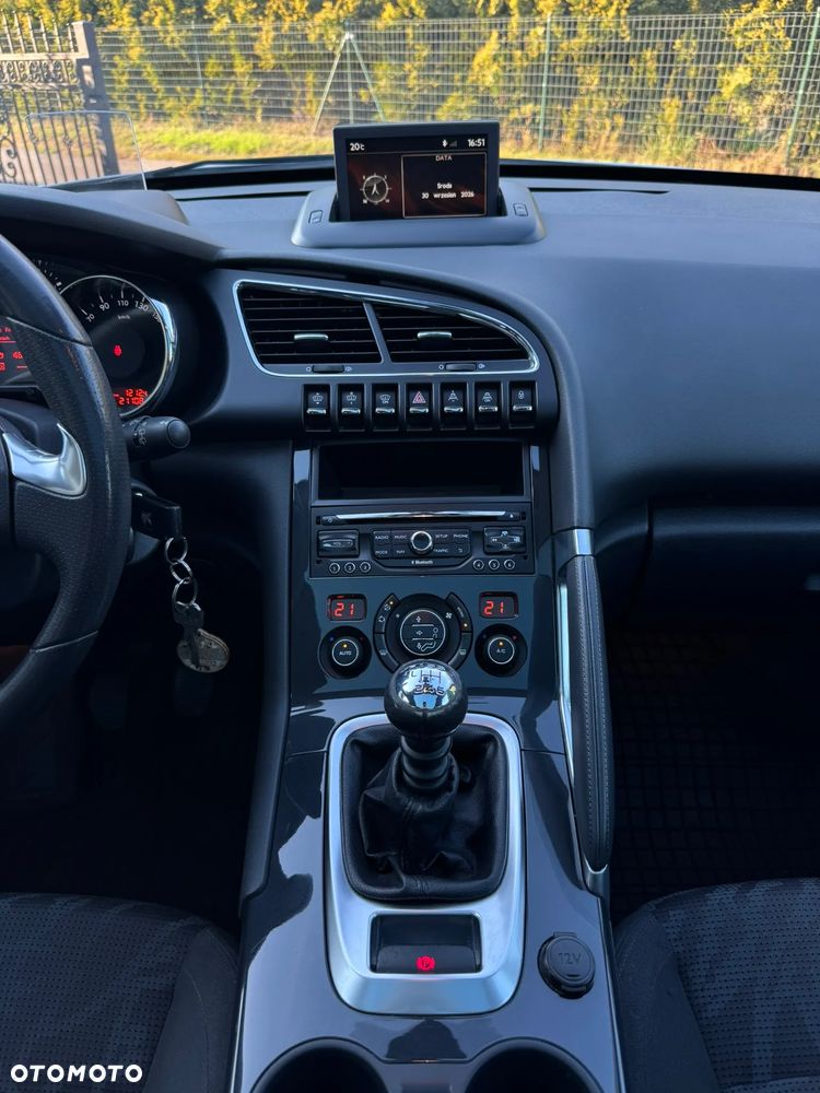 Peugeot 3008 HDi 115 Allure - 13
