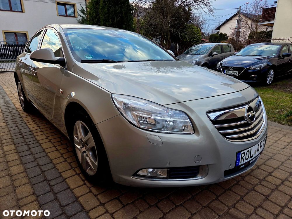 Opel Insignia 1.8 Cosmo - 1