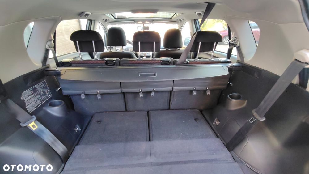 Toyota Verso 2.0 D-4D Luna 7os - 19