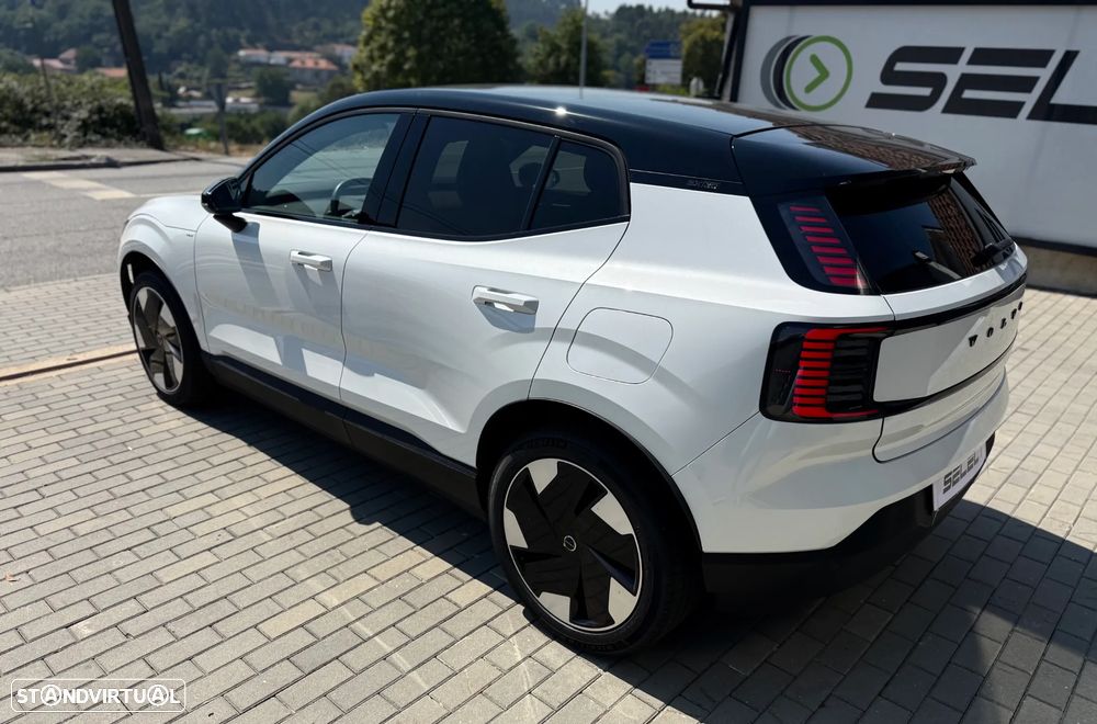 Volvo EX 30 69 kWh Single Motor Extended Range Core — fotografia 10