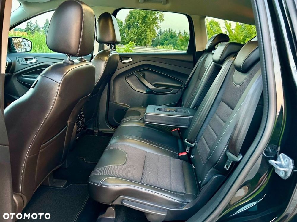 Ford Kuga - 31