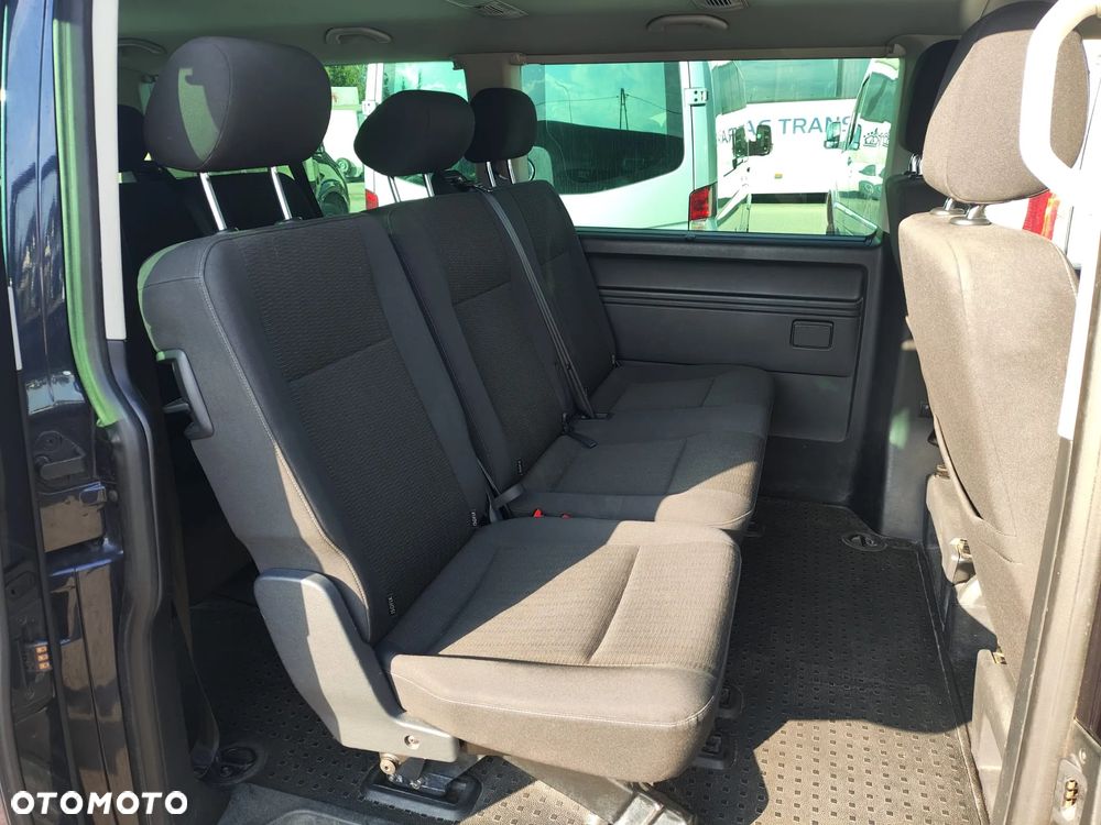 Volkswagen Caravelle - 9