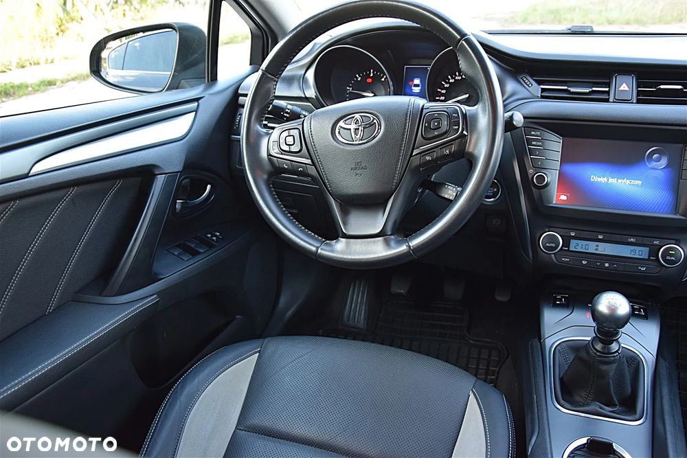 Toyota Avensis 2.0 D-4D Prestige - 37