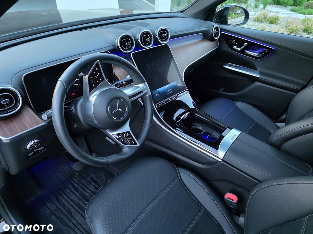 Mercedes-Benz GLC 300 mHEV 4-Matic AMG Line - 26