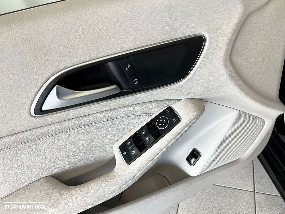 Mercedes-Benz CLA 180 d - 20