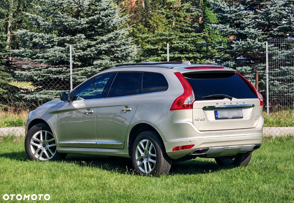 Volvo XC 60 D4 AWD Summum - 3