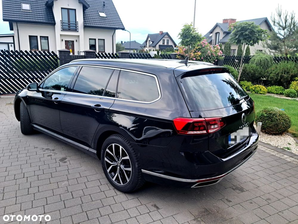 Volkswagen Passat 2.0 TDI 4Mot Elegance DSG - 5