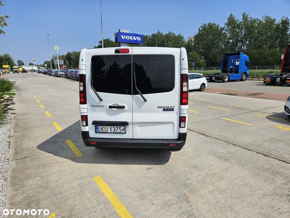 Renault Trafic Grand 2.0 dCi EDC - 4