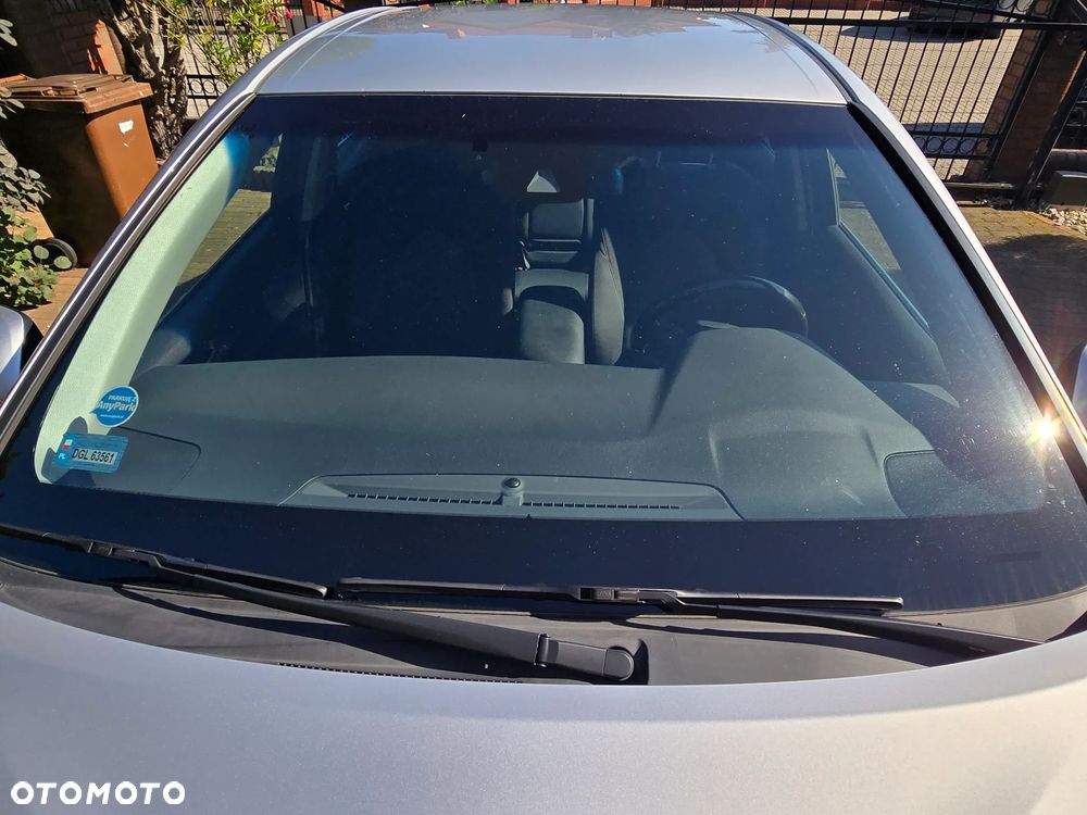 Toyota Camry 2.5 Hybrid Comfort CVT - 20