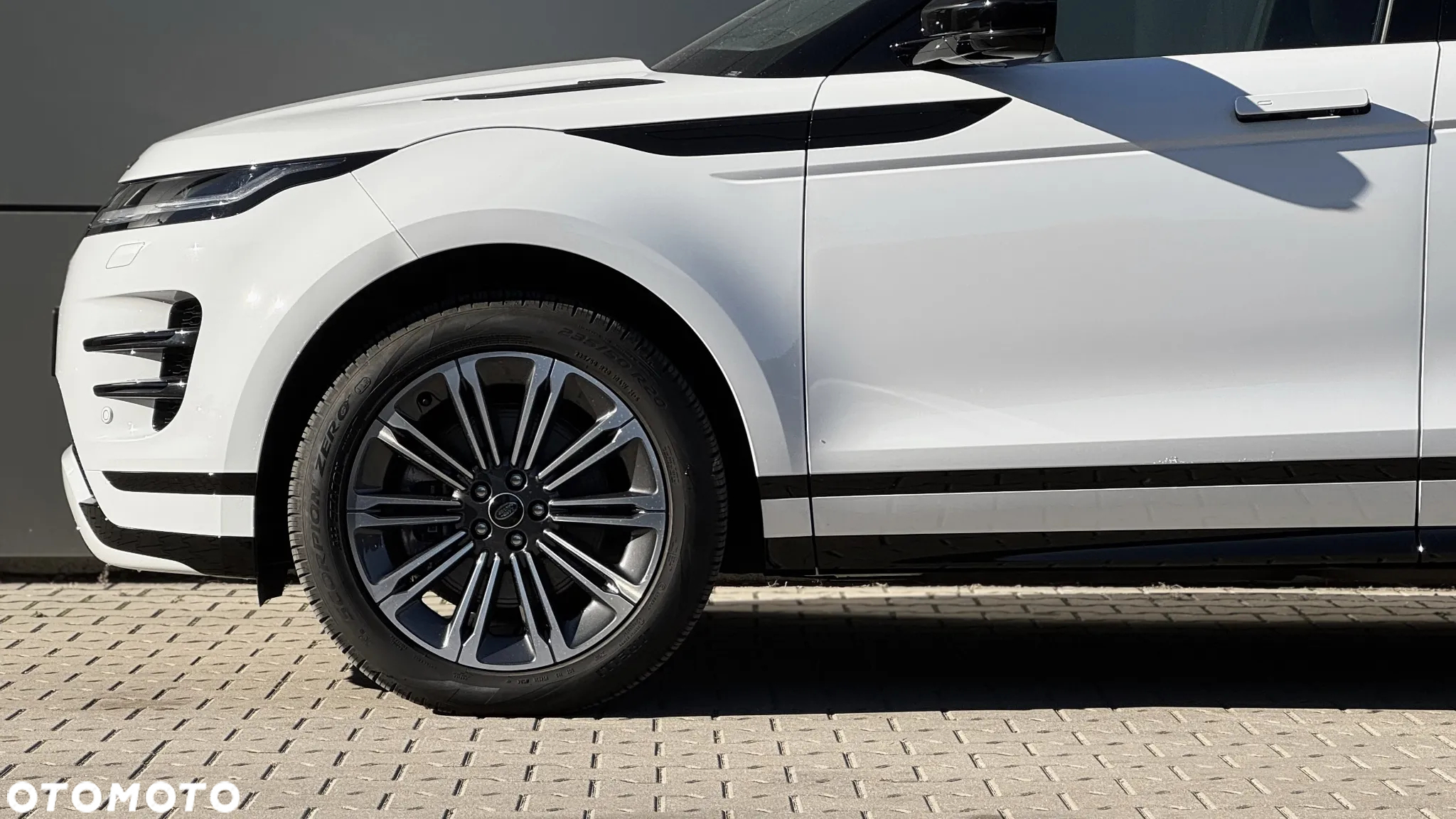 Land Rover Range Rover Evoque - 4