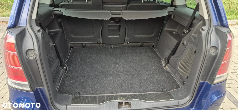 Opel Zafira 1.8 Enjoy - 16
