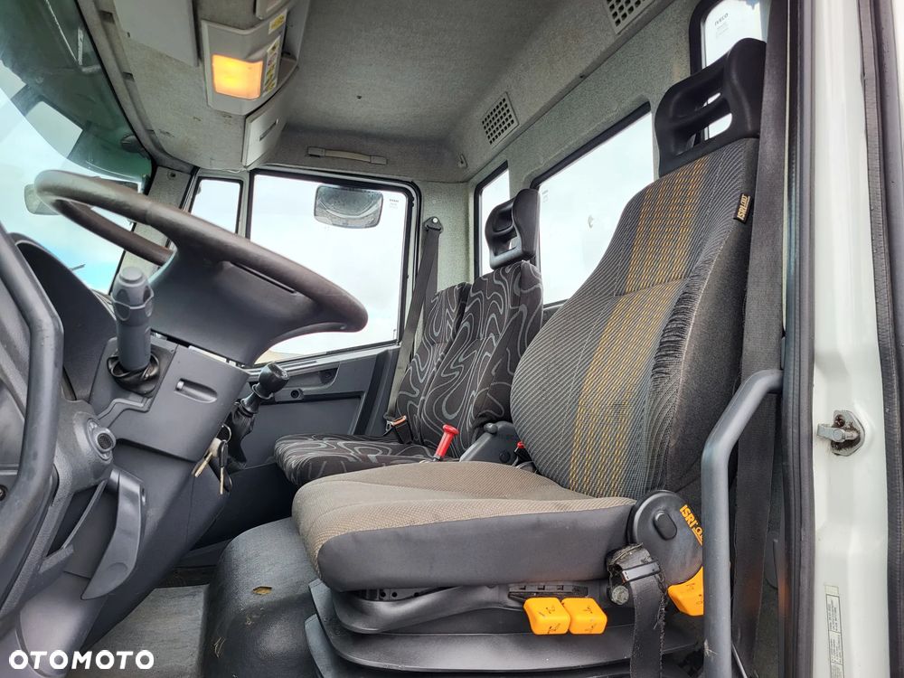 Iveco 120E220 Eurocargo - 7