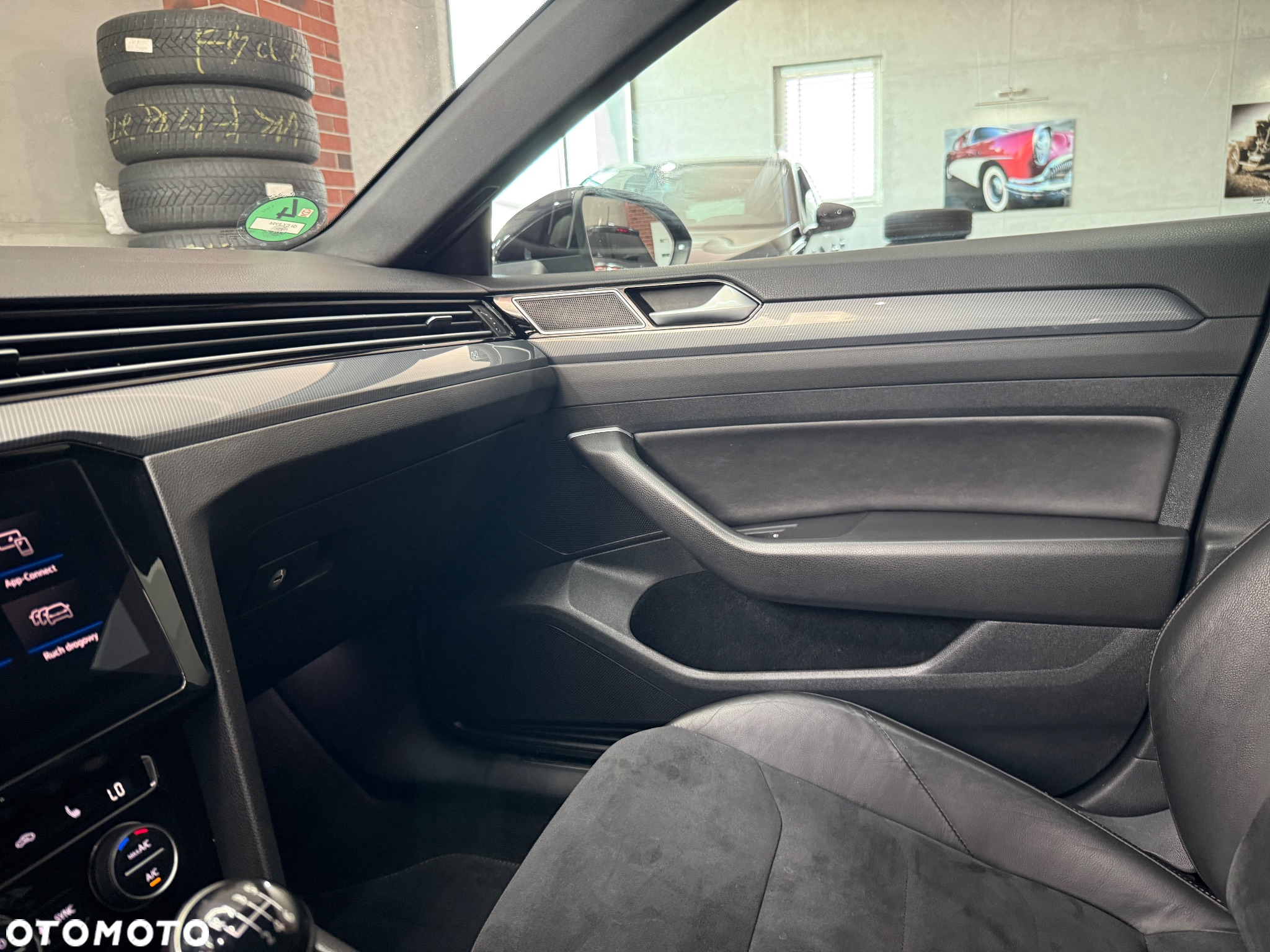 Volkswagen Arteon 2.0 TDI SCR R-Line - 24